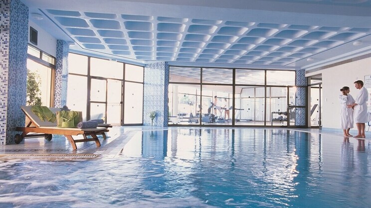 Constantinou Bros Athena Royal Beach Hotel